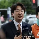 테러 자작극' 정이한…여론조사 의혹 재조명