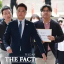 [속보] 검찰,..가세연 김세의 구속기소