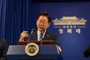 이재명, 올해 여름휴가 안 간다…민생·與전대 앞 국정고삐