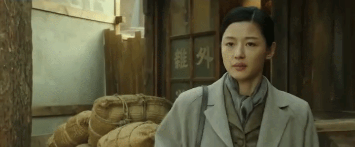 ???: 홍명보 감독이 뭘 잘못함? 선수들이 문제 아님?