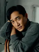 사실 양조위는 배우로 데뷔 할 생각이 없었음