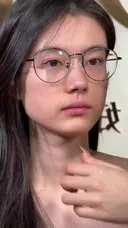 메이크업 하는 누나