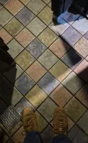 동네 가게 화장실 들어왔는데요