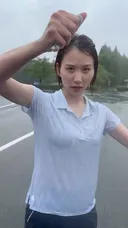 우중 골프가 취미라는 처자.mp4