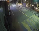 새벽에 매장 간판 박살 내고 가는 10대.gif