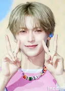 데뷔쇼케에서 곡 소개도 못하고 우는 리더 실존 (FT. a4꽉 채운 장문편지)