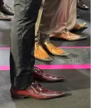 생로랑 신발 근황 ㅋㅋㅋㅋㅋㅋ