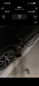 전기차 충전구 파손 물피도주 도와주세요 ㅠㅠ여자라 잘모름이다