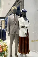 이상하게도 어디서 많이 본 것만 같은 마네킹들