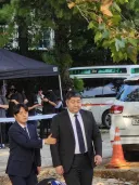 트릭컬) "예, 사장님. 뭐때문에 전화하셨어요?"