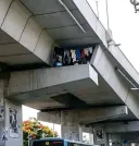 고속도로 다리 아래.jpg