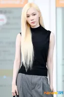 윈터 오늘자 금발머리 사진