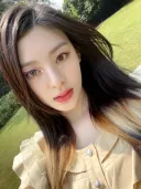 이젤 '다가기 전에', '시청앞 지하철 역에서'