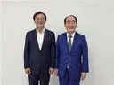장금상선도 부산행? 전재수, '회장님 만나고 왔다'