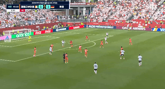 [독일 vs 코트디부아르] 데니스 운다브 90+4분에 역전 만드는 멀티골 .gif