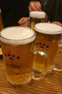 이렇게 더울떄는 생맥주집가서 맥주 한잔 딱때리면