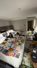 올리브영에서 쇼핑한 외국인 인증샷