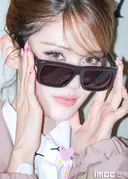 전소미 프라다 아이웨어 팝업 포토콜 기사 사진.jpg