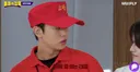 컨셉에 잡아먹힌 남돌.gif