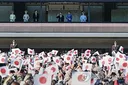 공주 대신 일왕 36촌 아들에 왕위승계 자격…日황실전범 개정