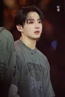 오늘 오랜만에 콘서트에 나타난 방탄 대표 눈물많아사람 (주어: 정국)