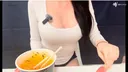 약약약약후 )) 이틀전 개설한 먹방 유튜버..