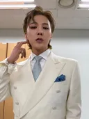 금발로 변신한 지드래곤 인스타 업뎃…JPG