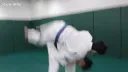 가만히 있는 사람 엎어치는건 어떻게 해요?