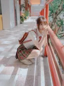호불호 갈리는 치마 길이 jpg