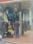 어제자 자동차 카센터 대참사