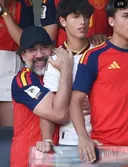 오늘 스페인 우승해서 기분 좋은 스페인 아저씨