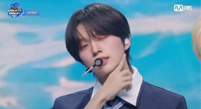 청순하고 귀여운 건 일티어인 신인 남돌.jpgif