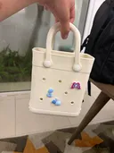 크록스 가방도 있네요 ㅋㅋ
