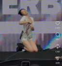 화제의 워터밤 비비 퍼포먼스