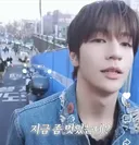 본인만 잘생긴걸 모르는듯한 남돌.jpg