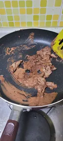 친구 집에 놀러간 여시, 친구가 여시를 반겨주며 여시를 위한 요리하겠다고 이러고 있으면 여시 반응은? 달글
