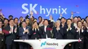 [단독] SK하이닉스, 노조에 성과급 절반 이상 주식 지급 제안