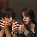 타이베이에서 비싼고기 주문한 멤버에 당황한 리더.jpg