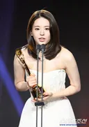 기리고 전소영 오늘자 레드카펫