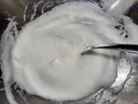 야식 계란 한알 ㄷㄷ