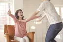 엄미새 현상? 청년이 가정으로 후퇴하는 진짜 이유 [세태+]
