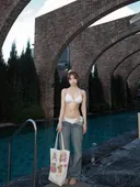 ㅇㅎ) 조용히 한국여행 온 93년생 일본녀.jpg
