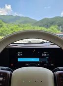 고속도로에선 첫 충전 해보네요.