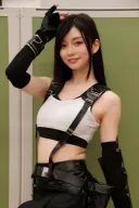 파판) 티파의 가슴 크기가 보통이 아닌 이유