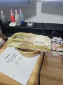 돈다발