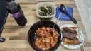 밥맛없어서 보쌈 시켜먹으려다 고추장에 참치 비빔