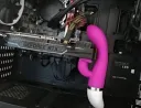 특이한 그래픽카드 지지대