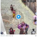 디즈니 실사영화 라푼젤 머리 땋는 장면