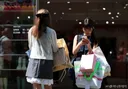 "한국 오면 꼭 사가요"…1년 반 만에 178만개 팔린 '3000원 기념품'
