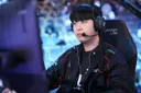 롤)???: 난 2군이 방금 1군으로 콜업되었다 해도 방심하지 않아